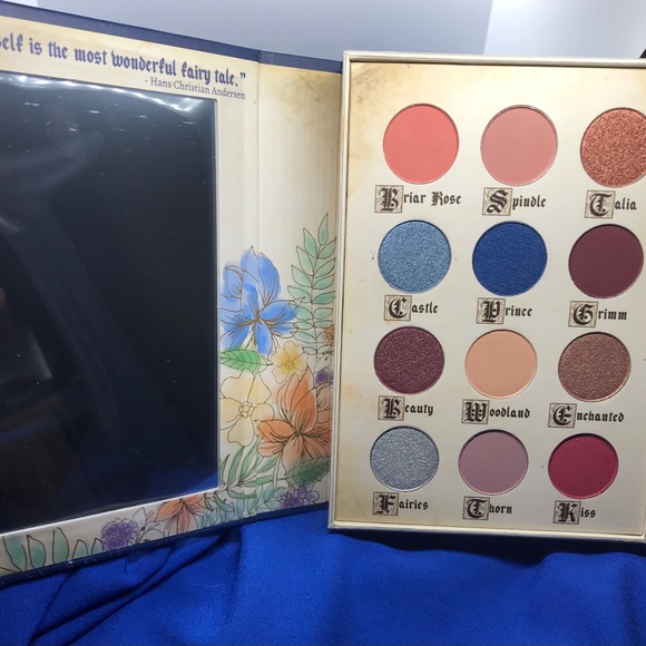 ❤️ NEW! Fairy Tales Story Book Cosmetics - Picture 2 of 7